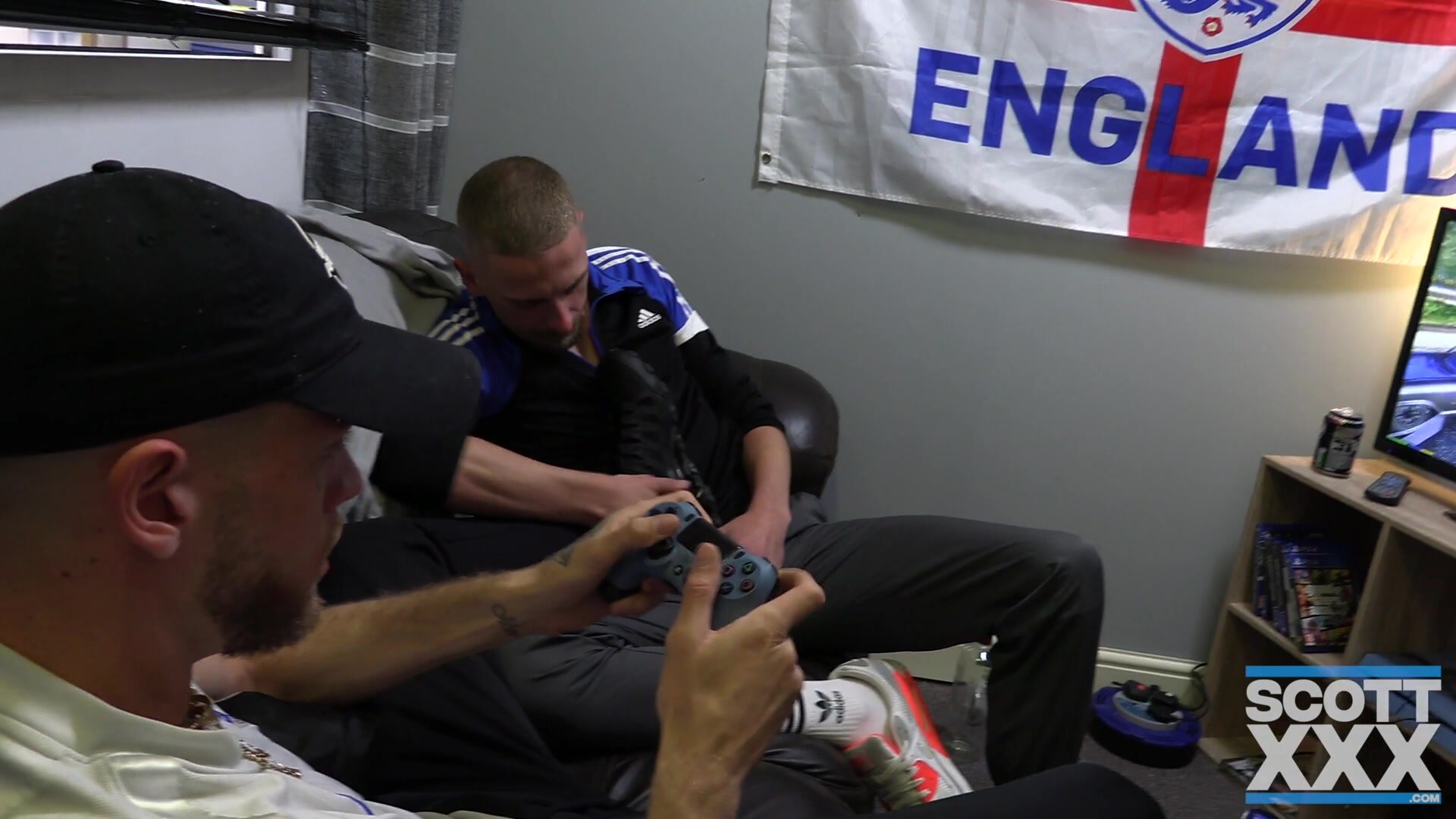 Kiss the scally gang