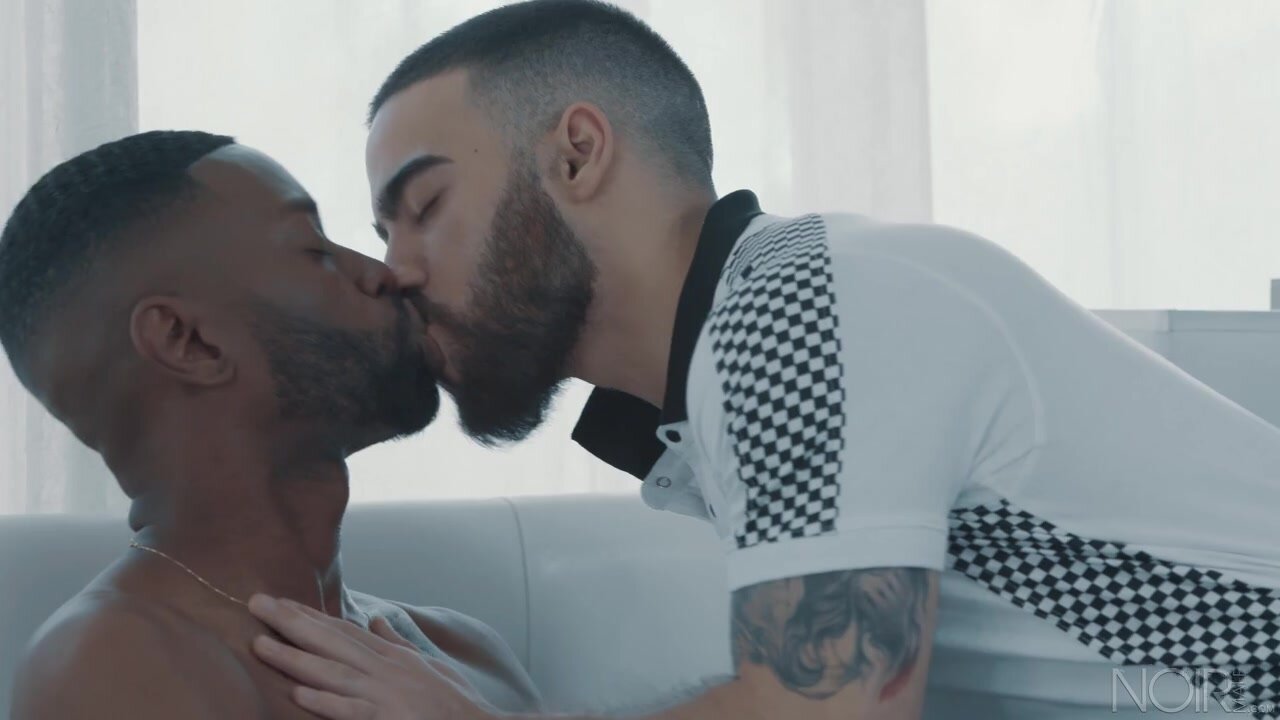 Room service – taye scott, papi suave